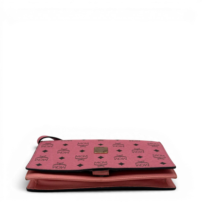 https://cdn.shopify.com/s/files/1/0564/9376/8855/files/MCM_Umhangetasche_Wallet_on_Chain_visetos_pink_7.webp?v=1784794518