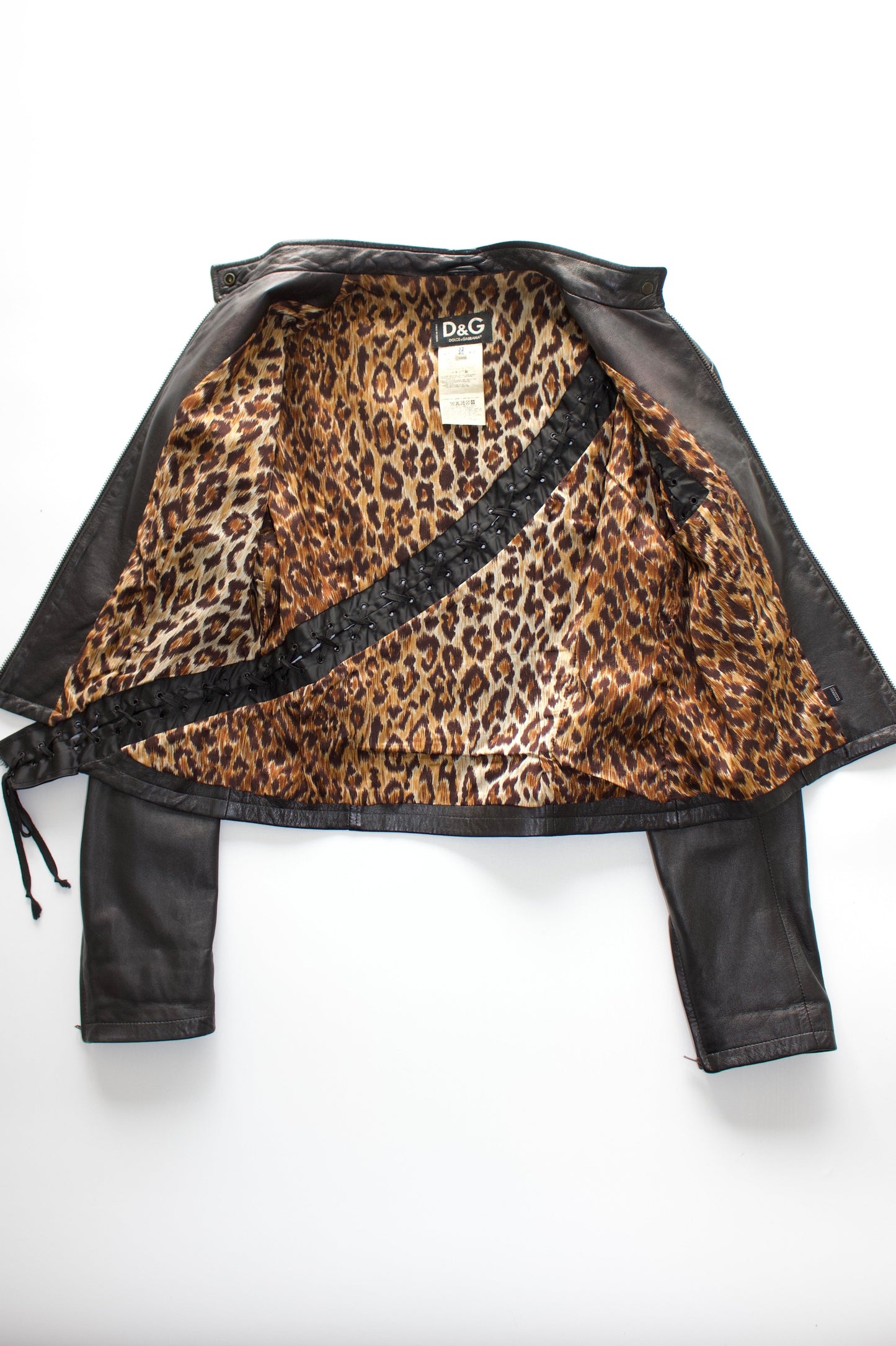 https://cdn.shopify.com/s/files/1/0754/7404/3147/files/MG_6611.jpg?v=1744123835