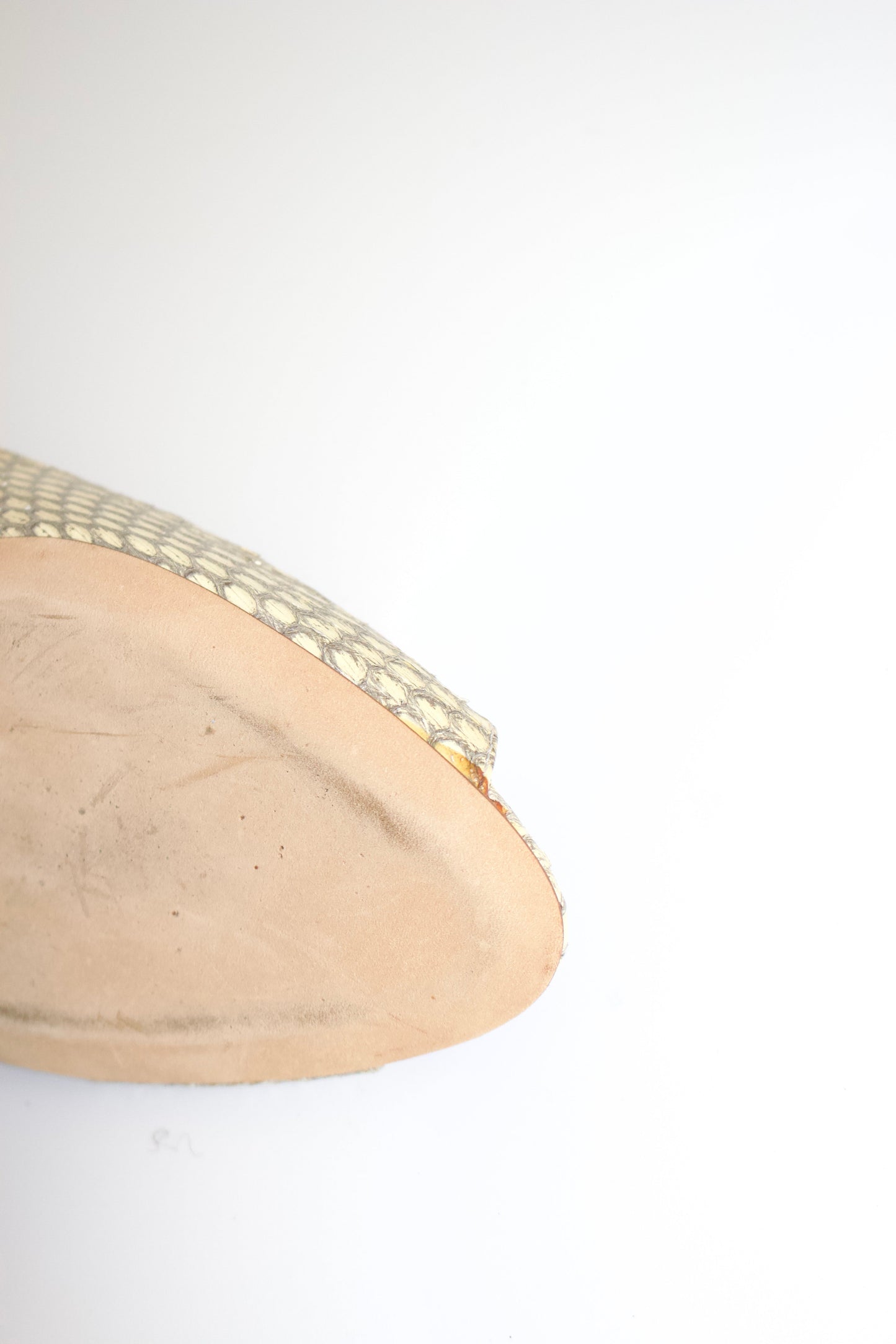 https://cdn.shopify.com/s/files/1/0754/7404/3147/files/MG_7034.jpg?v=1747037005