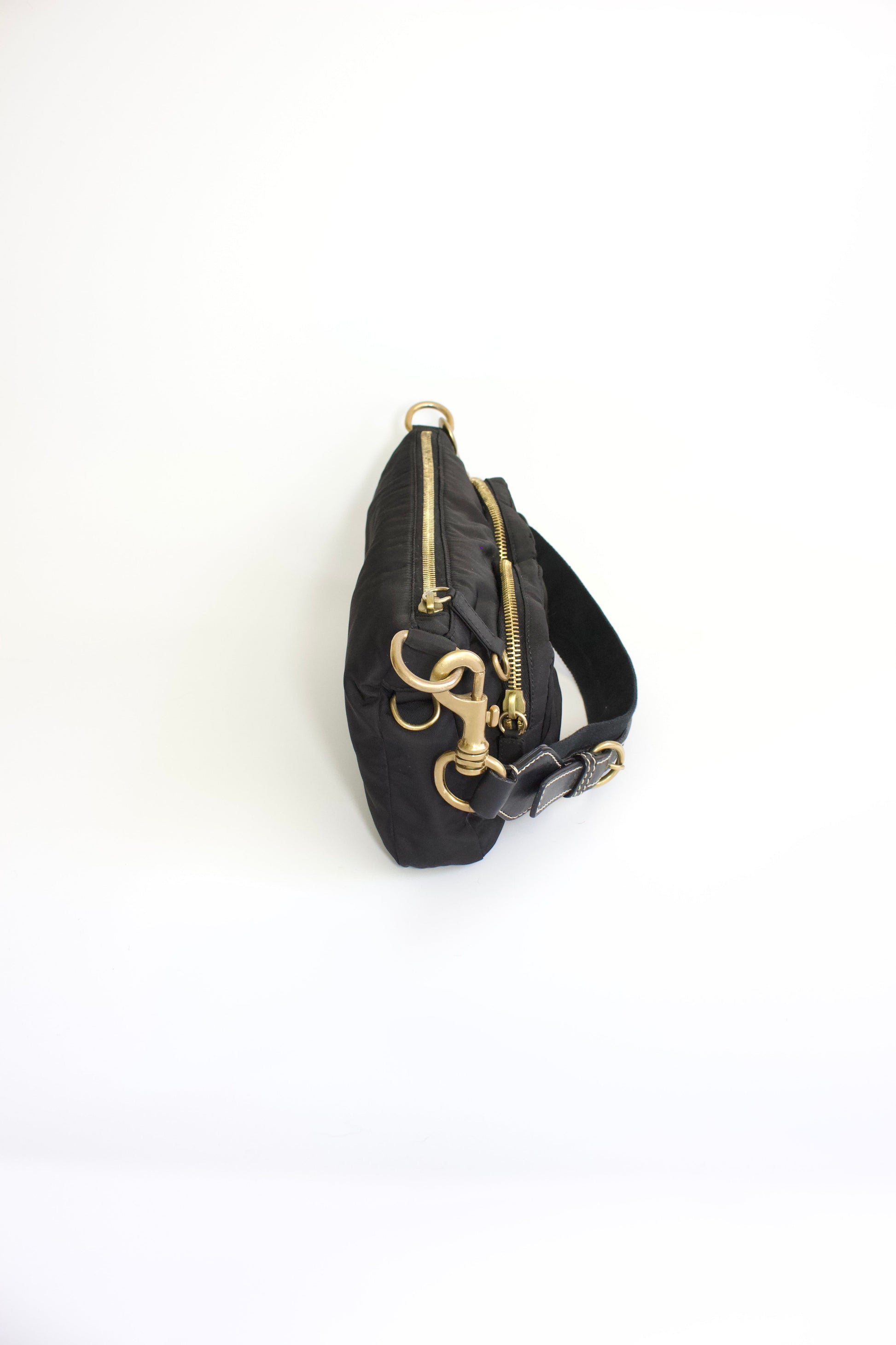 https://cdn.shopify.com/s/files/1/0754/7404/3147/files/MG_8890_4cf895ed-2b8a-4918-81a8-acc18b172321.jpg?v=1757512697