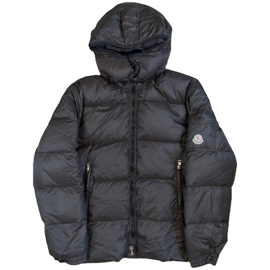 Moncler Puffer Jacket In Black (M) | Moncler, Black