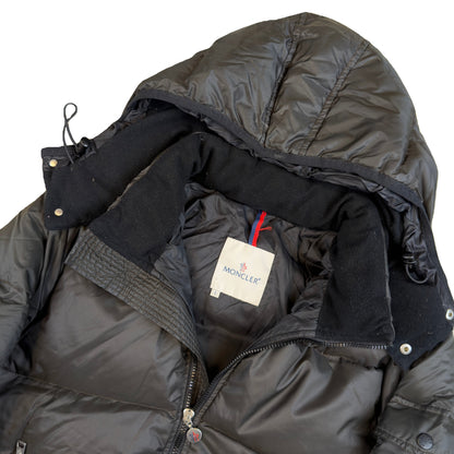 Moncler Puffer Jacket In Black (M) | Moncler, Black