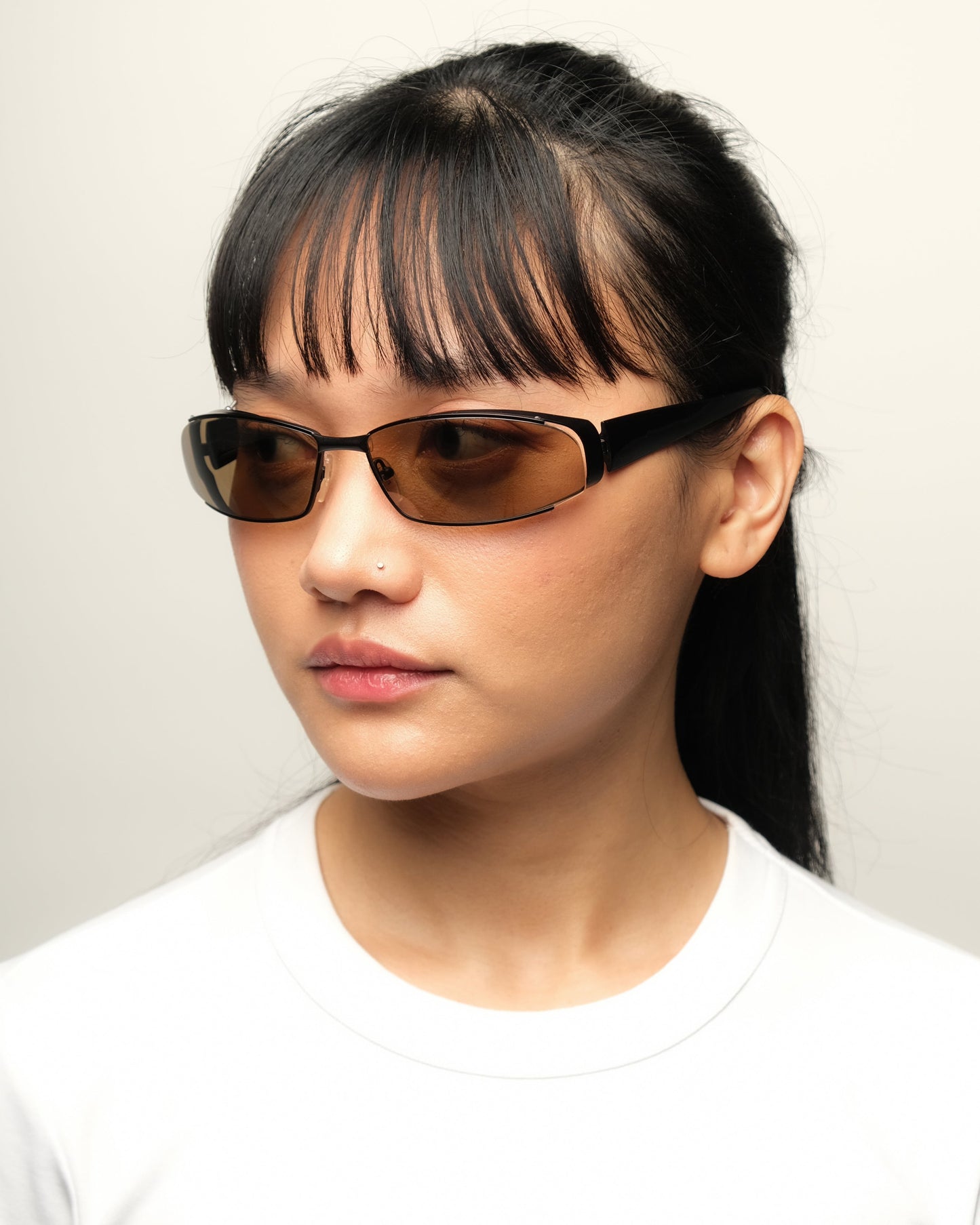 https://cdn.shopify.com/s/files/1/0818/5459/5398/files/Mikli3_310e4986-d326-4f0c-90c3-c8ae77a53411.jpg?v=1774972754