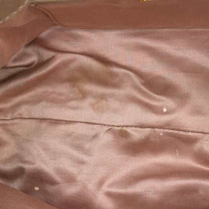 https://cdn.shopify.com/s/files/1/0564/9376/8855/files/Miu_Miu_Handtasche_Vitello_Lux_small_mit_Umhangegurt_aus_Leder_beige_vintage7425.webp?v=1778679864