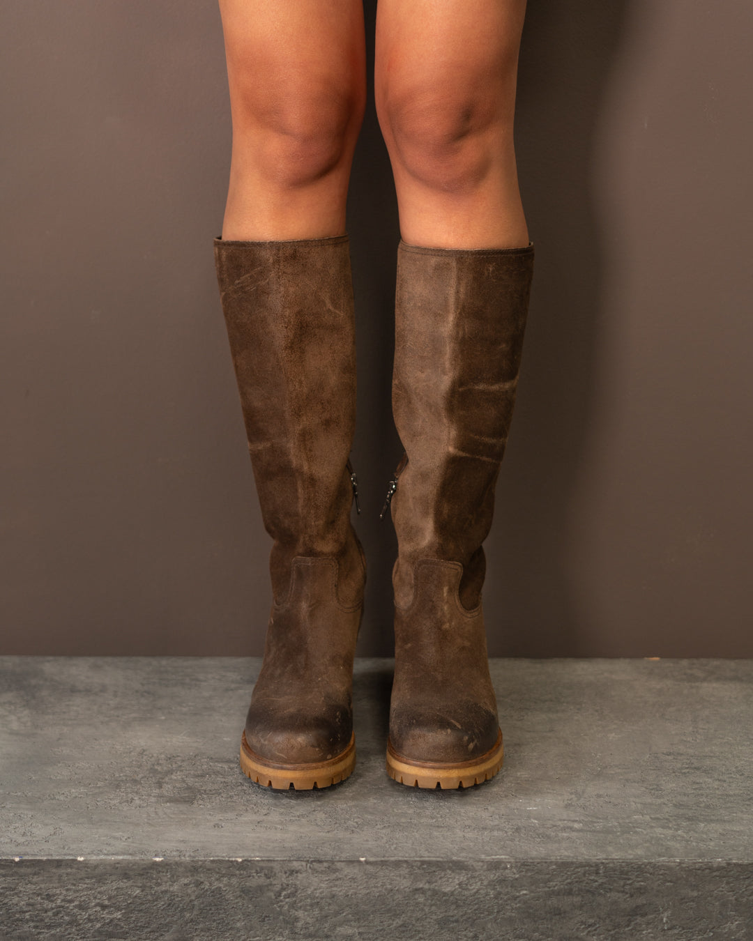 PRADA KNEE HIGH LEATHER BOOTS (EU 37)