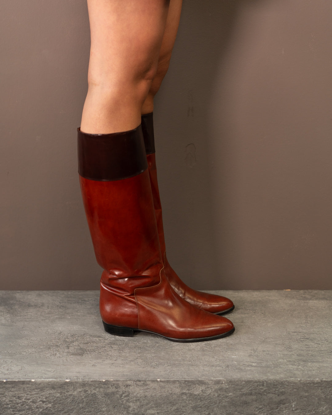 PRADA KNEE HIGH PATENT BOOTS (EU 37.5)