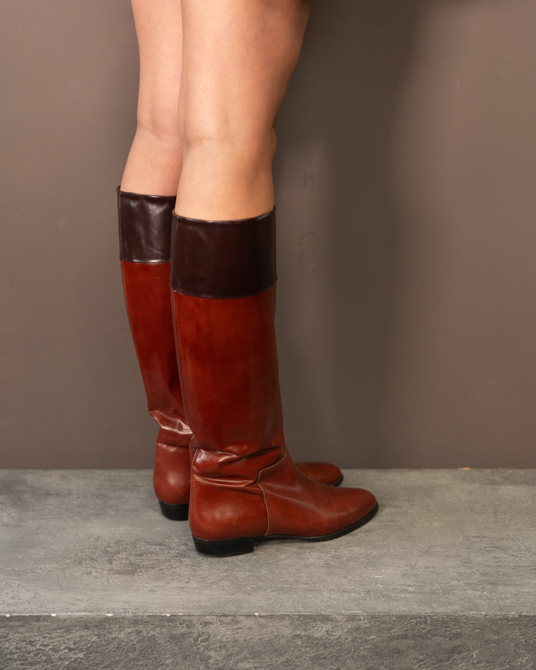 PRADA KNEE HIGH PATENT BOOTS (EU 37.5)