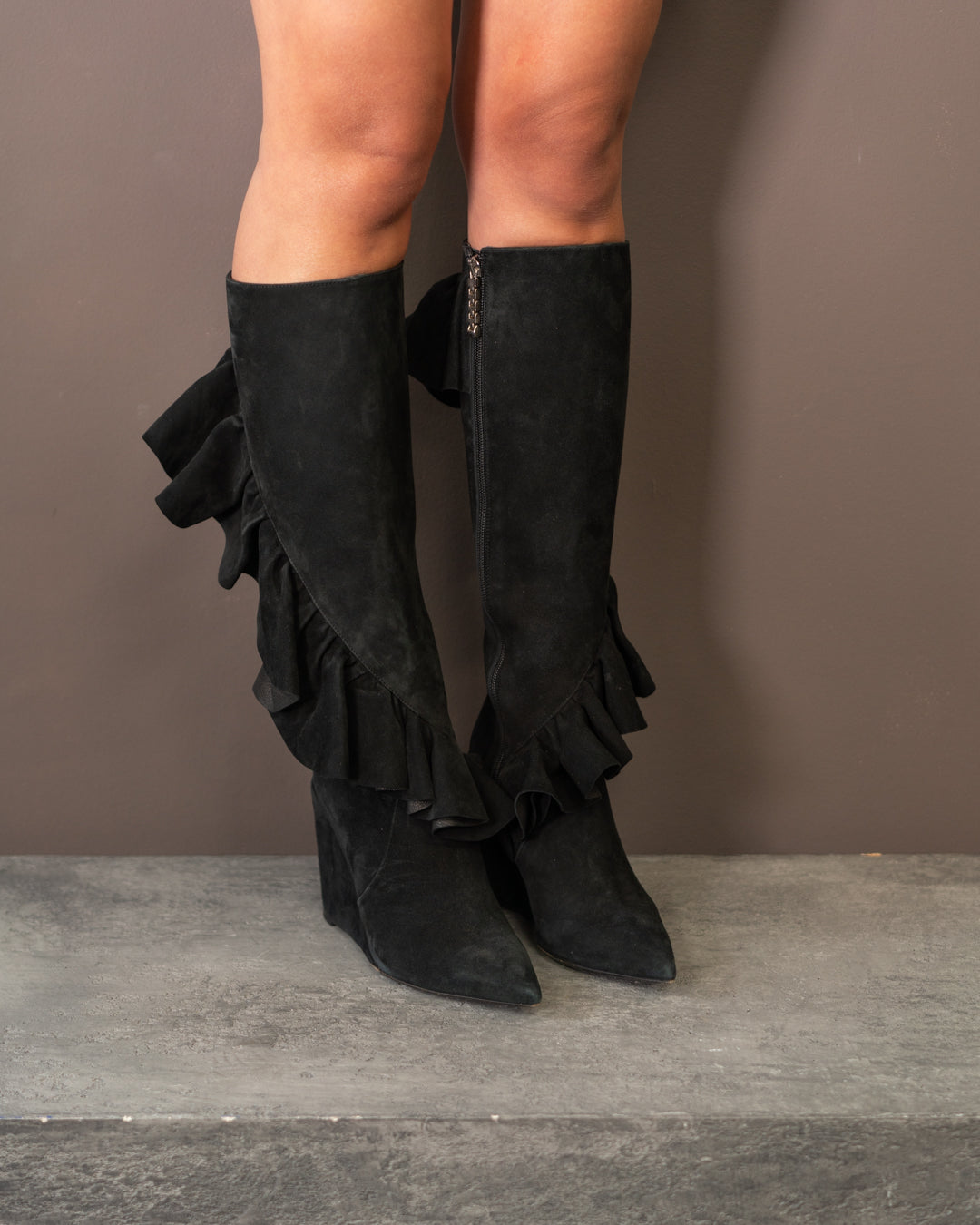 JW ANDERSON RUFFLE KNEE HIGH SUEDE BOOTS (EU 37)