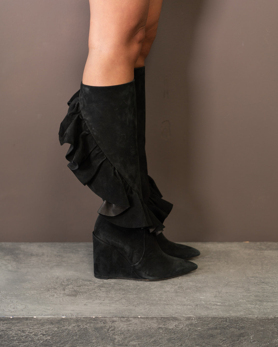 JW ANDERSON RUFFLE KNEE HIGH SUEDE BOOTS (EU 37)
