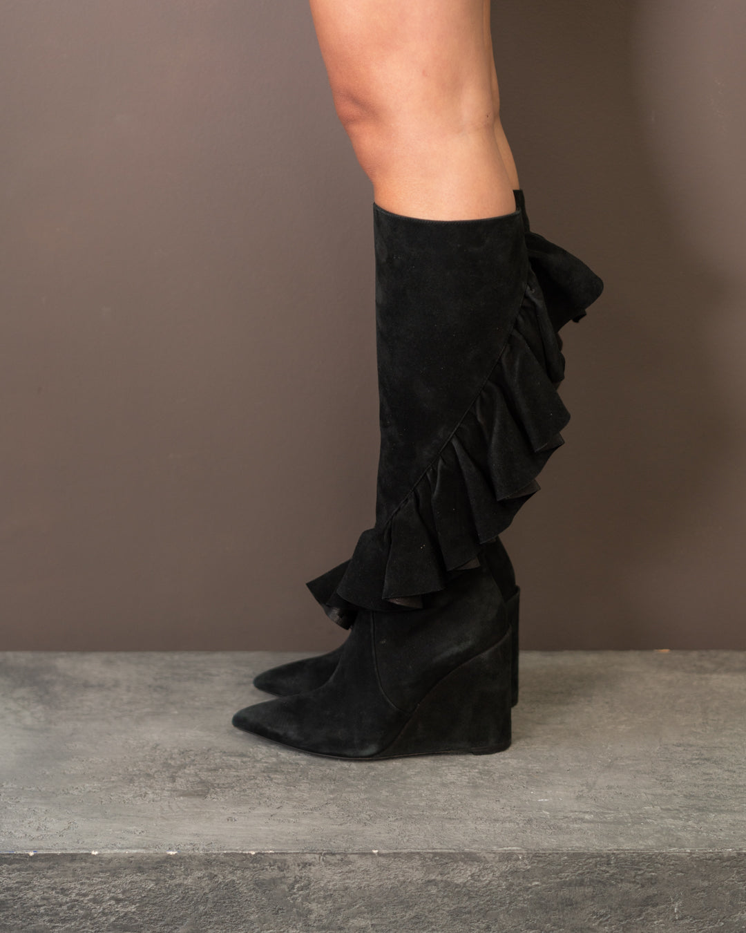 JW ANDERSON RUFFLE KNEE HIGH SUEDE BOOTS (EU 37)