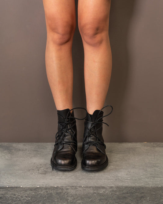 DIRK BIKKEMBERGS LACE THROUGH BOOTS (EU 37)