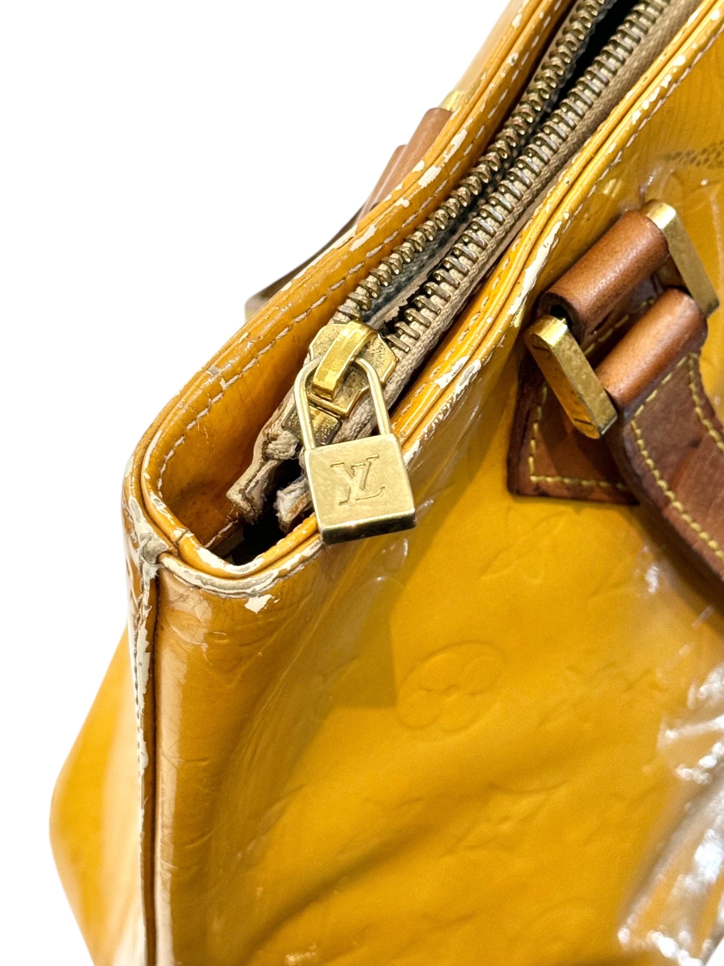 Y2000 Louis Vuitton Houston Yellow Vernis Monogram Shoulder Bag (TH0060)