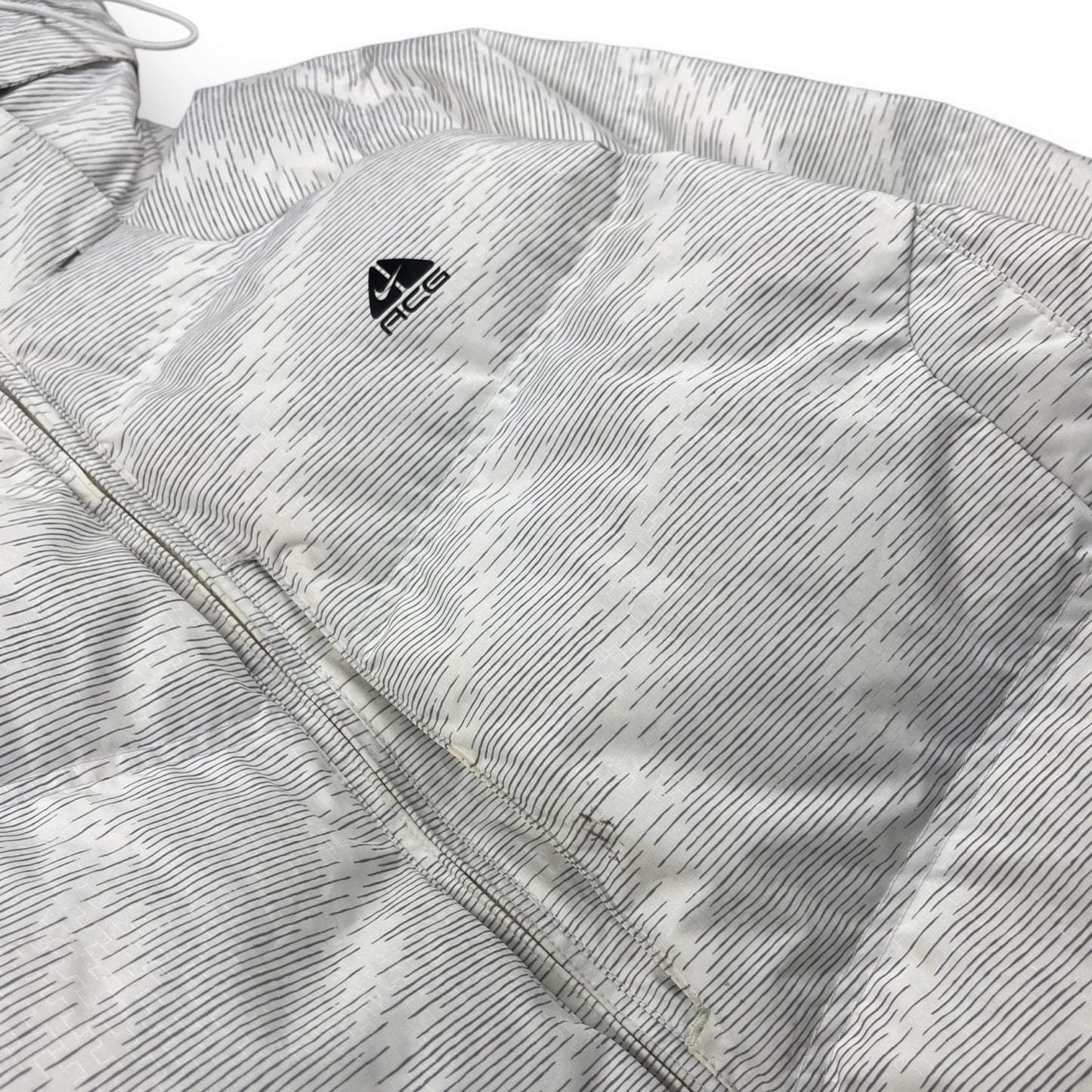 Nike ACG White 650 Down Puffer Jacket (L) | Default Title, White