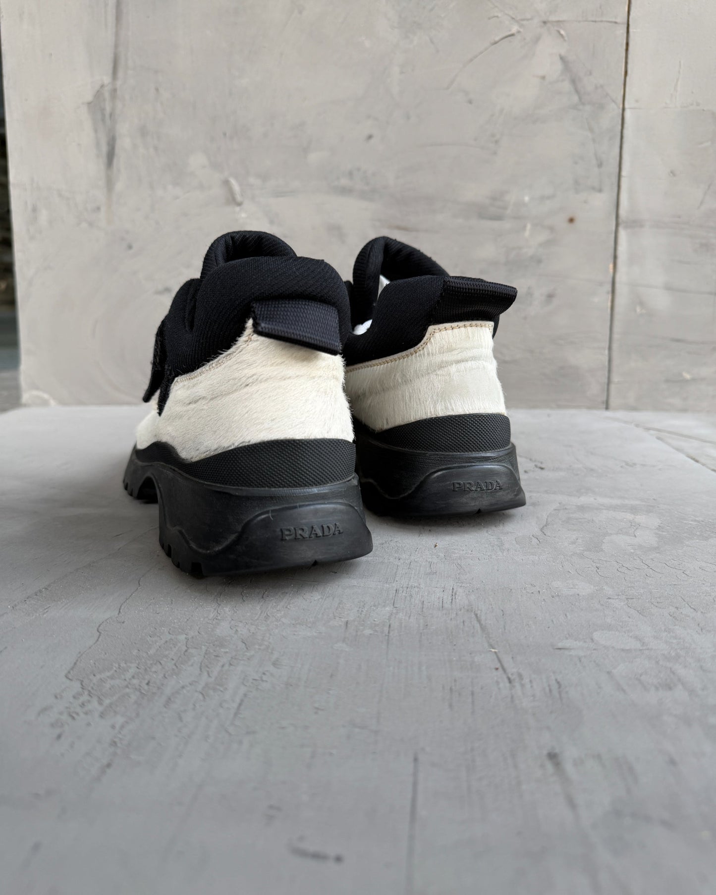 Prada FW99 Fur Vibram Heel Derbys – EU 38-on a concrete background