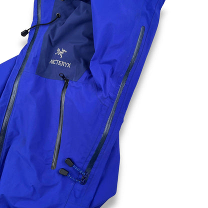 Vintage Arc'teryx Beta AR (S) - Known Source