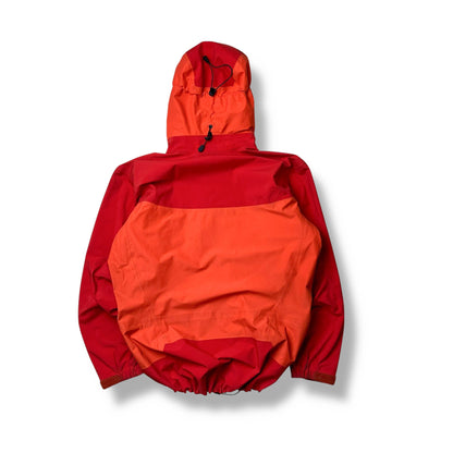 Vintage Arc’teryx Theta AR Gore-Tex Pro Jacket (M)