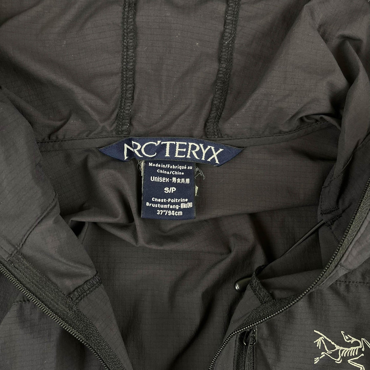 Arc'teryx Squamish Hoodie (S) - Known Source