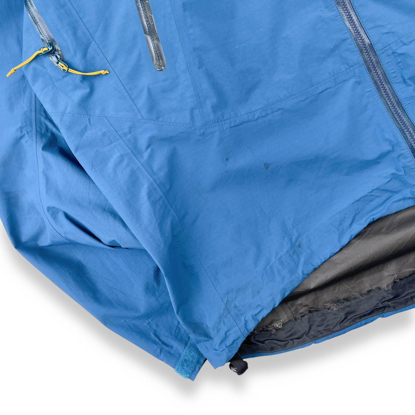 Arc'teryx Theta LT (L) - Known Source