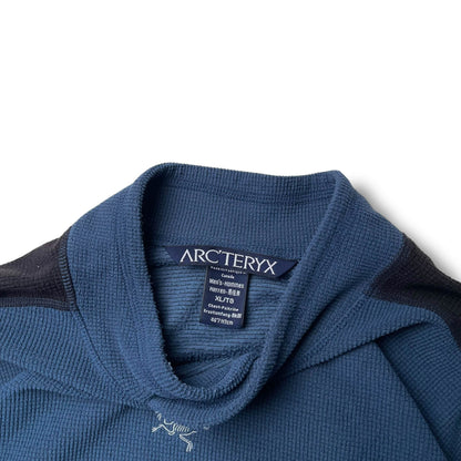 Vintage Arc’teryx Delta LT Jersey (XL)