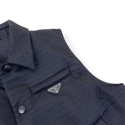 PRADA RE-NYLON PLAQUE-LOGO PADDED GILET BLACK M | Medium, Black
