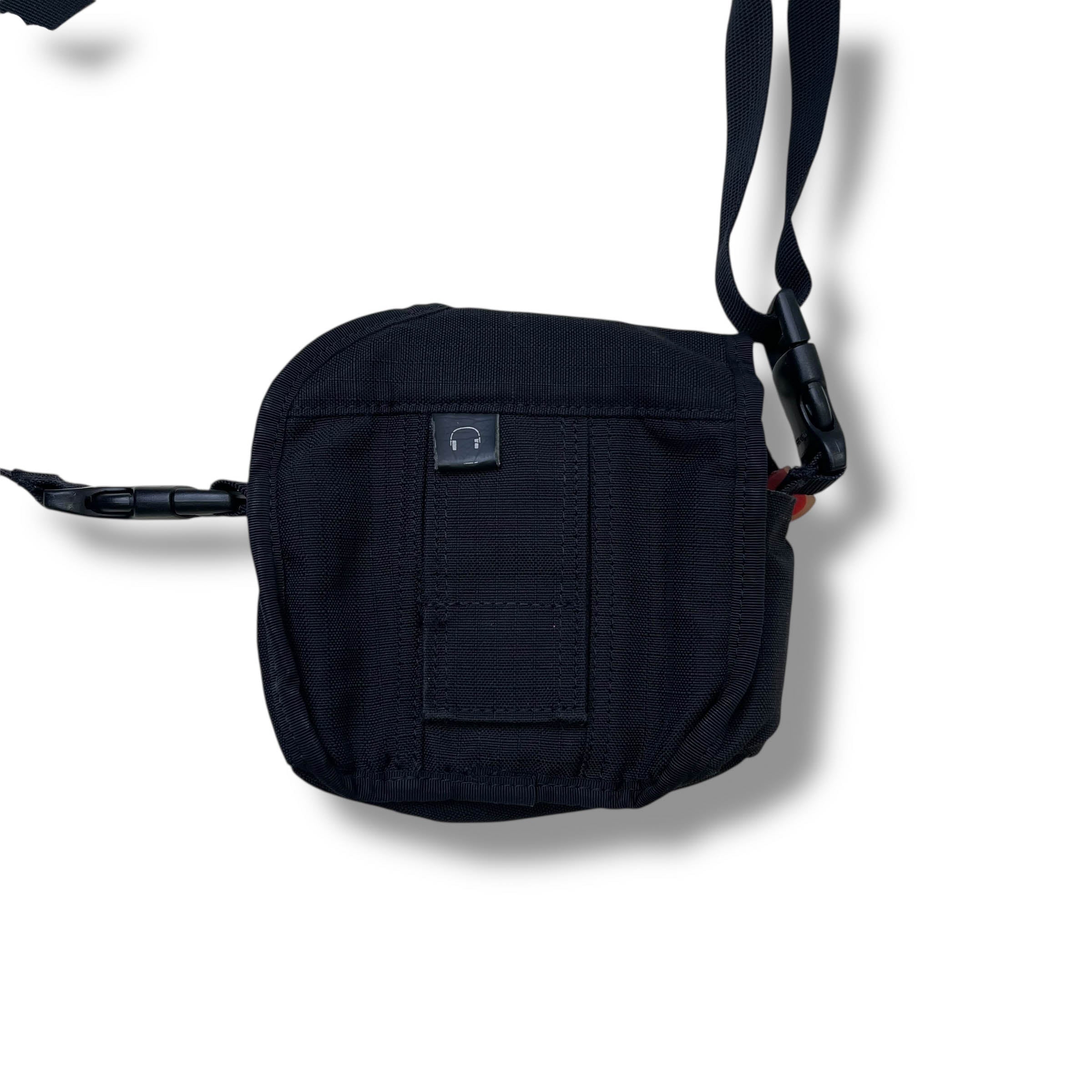 nike vintage shoulder bag