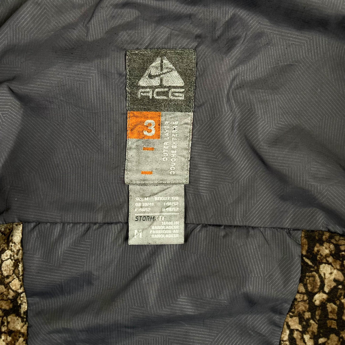 Vintage Nike ACG StormFit Jacket (M)