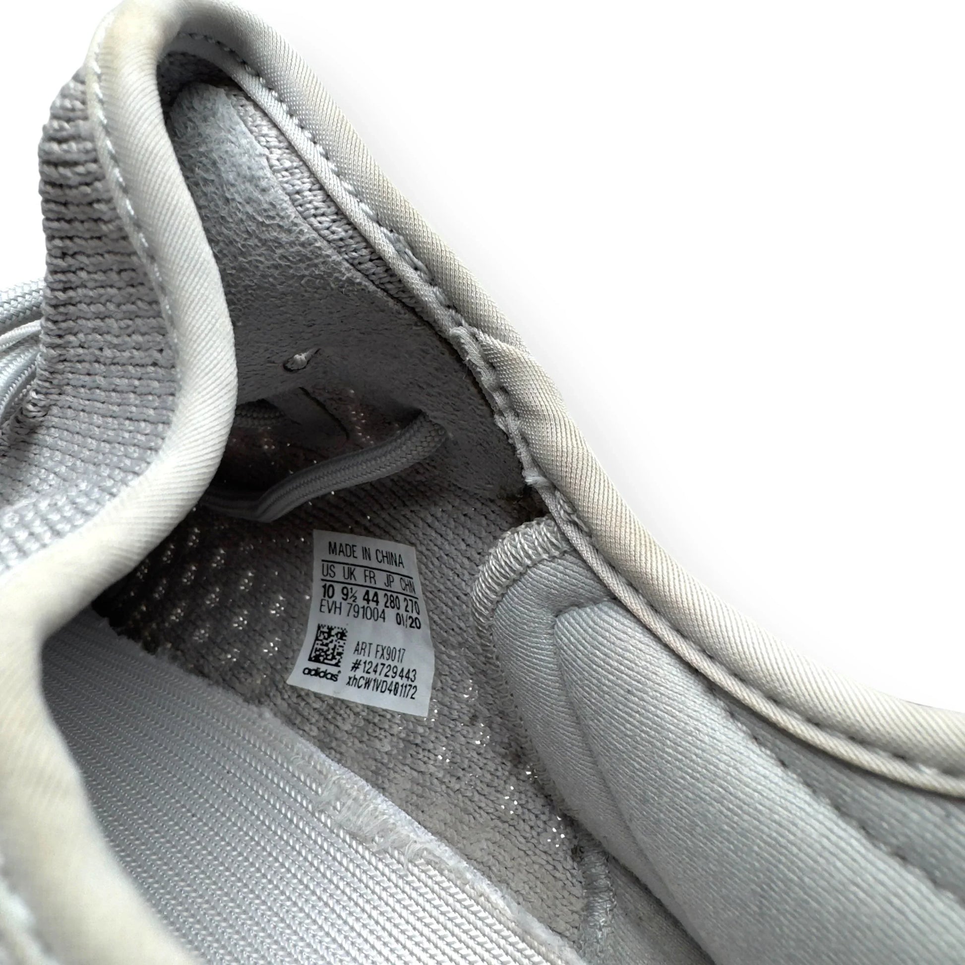 YEEZY BOOST 350 V2 SNEAKER TAIL LIGHT – Known Source