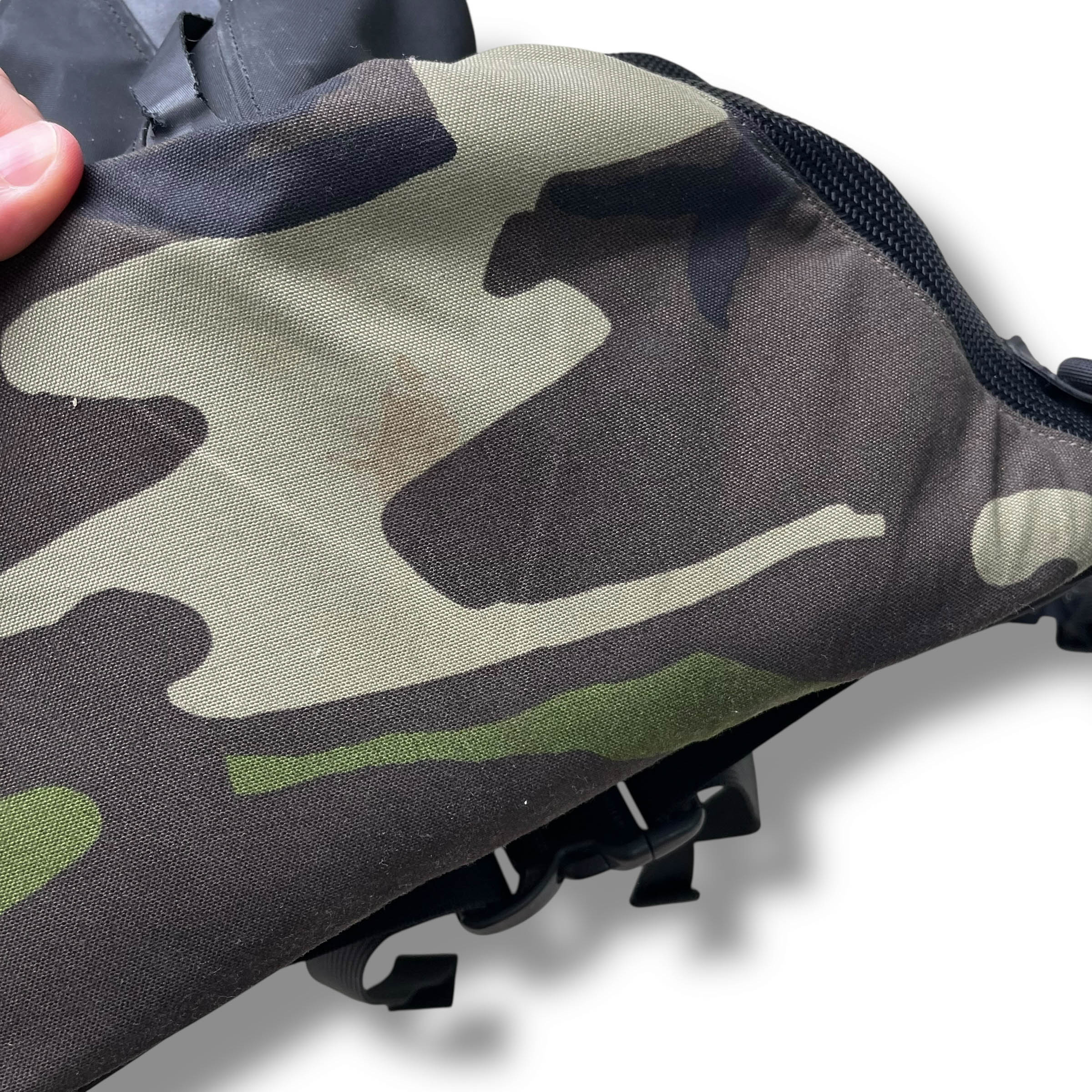 Arc'teryx x Beams Arro 22 – Woodland Camo Edition Backpack – Known