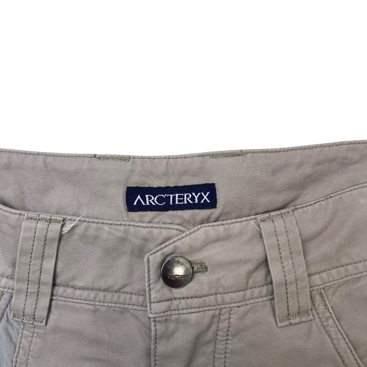 Vintage Arc'teryx Cargo Shorts (W30)