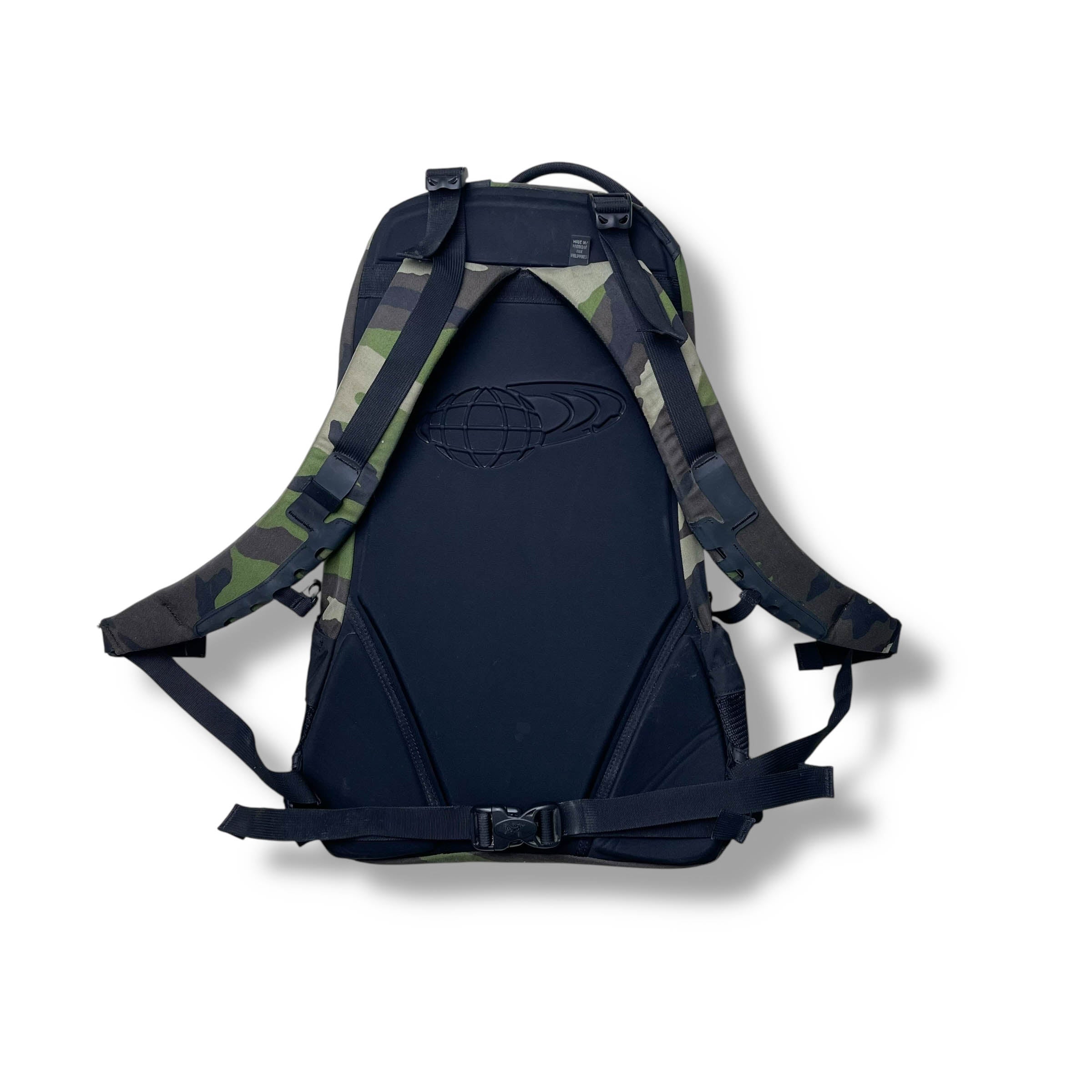 ダ*ン様 ARC'TERYX BEAMS Arro22 Woodland Cam Arc'teryx x Beams Arro 22 – Woodland Camo Edition Backpack – Known