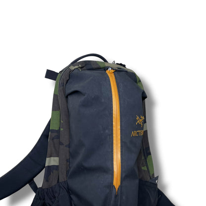 Arc’teryx x Beams Arro 22 – Woodland Camo Edition Backpack