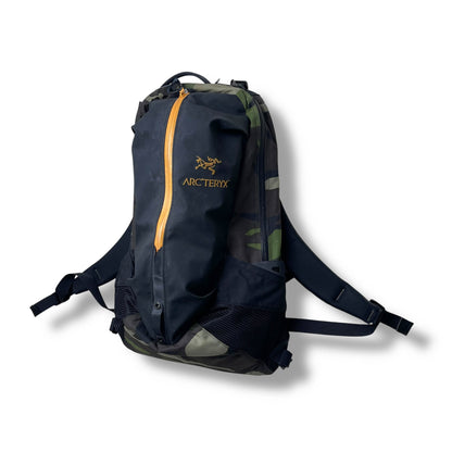 Arc’teryx x Beams Arro 22 – Woodland Camo Edition Backpack