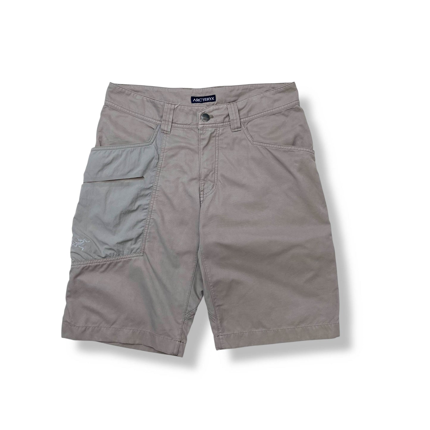 Vintage Arc'teryx Cargo Shorts (W30)