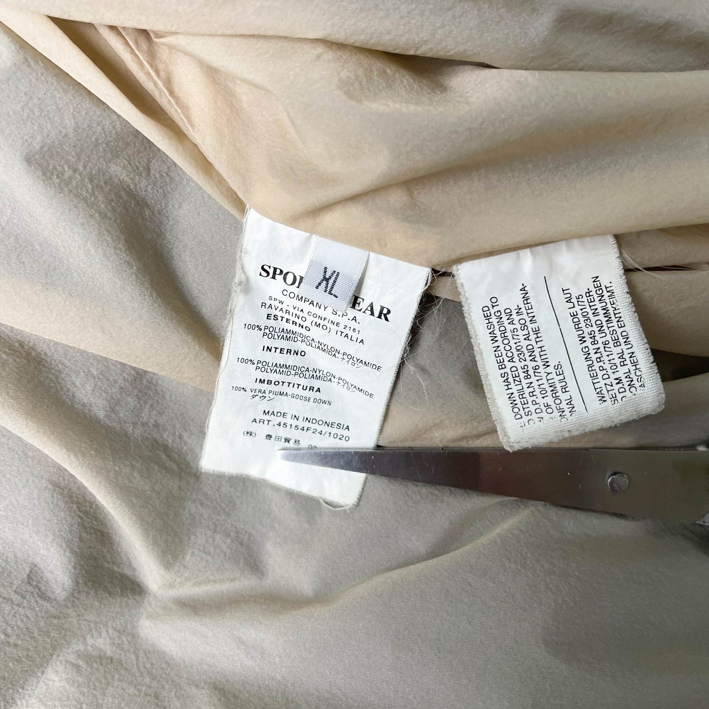 Stone Island Opaque Mesh Badge Puffer (XL)