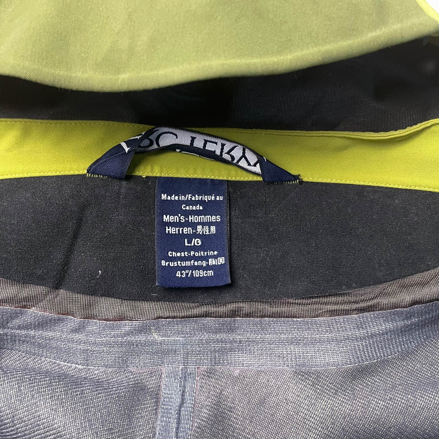 Vintage Arc'teryx Stingray Gore-tex Shell Jacket (L)