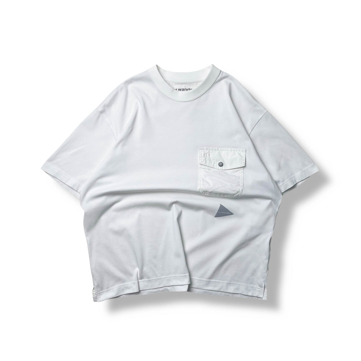 And Wander Utility Pocket Tee (M)