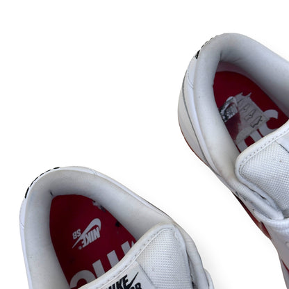 NIKE X SUPREME SB DUNK LOW TOP SNEAKER JEWEL SWOOSH UK9 | UK 9, White/Red