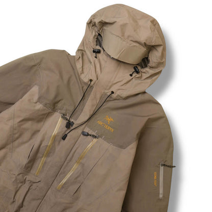 Vintage Arc'teryx Alpha SV Gore-tex Shell Jacket (M)