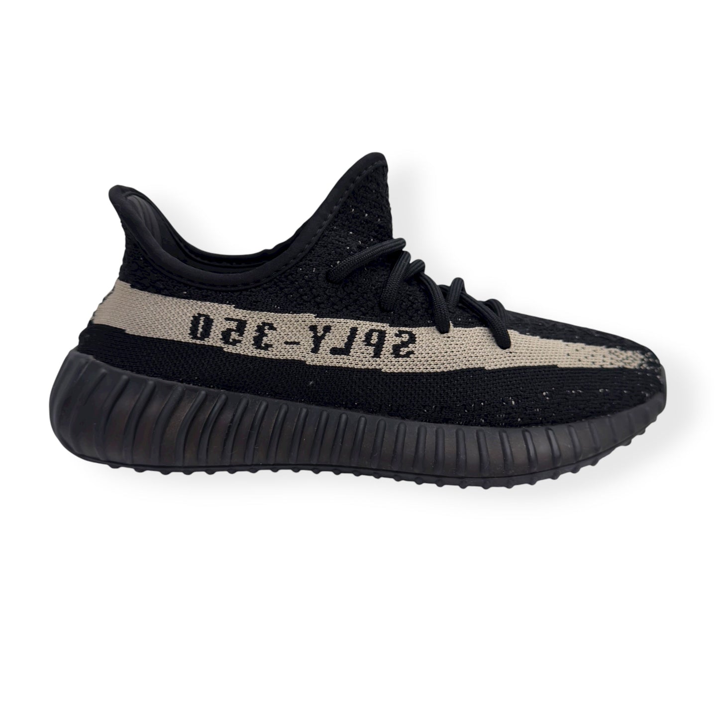 YEEZY BOOST 350 V2 SNEAKER CORE UK5 | UK 5, Black/White