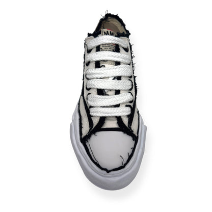 MAISON MIHARA YASUHIRO PETERSON OG DISTRESSED CANVAS SNEAKER WHITE / BLACK UK6 | UK 6, Black