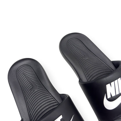 NIKE VICTORI ONE SLIDES BLACK / WHITE UK11 | UK 11, Black