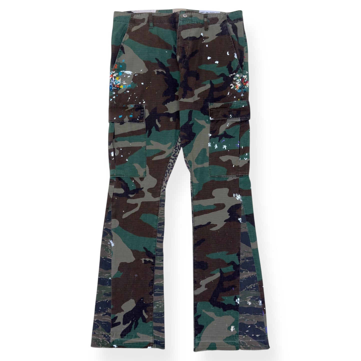 GALLERY DEPT. LA FLARE PAINTED CARGO TROUSERS CAMO W34” | Large, Camo