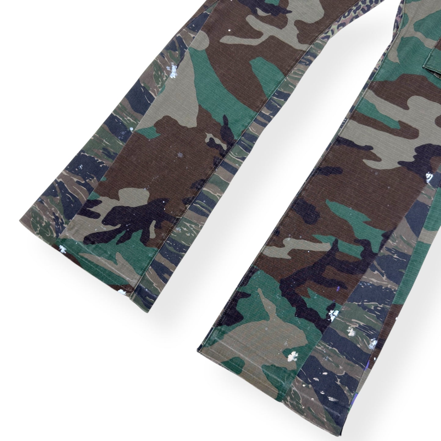 GALLERY DEPT. LA FLARE PAINTED CARGO TROUSERS CAMO W34” | Large, Camo