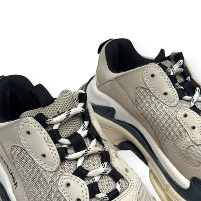 BALENCIAGA TRIPLE S SNEAKER BEIGE UK5 | UK 5, Beige