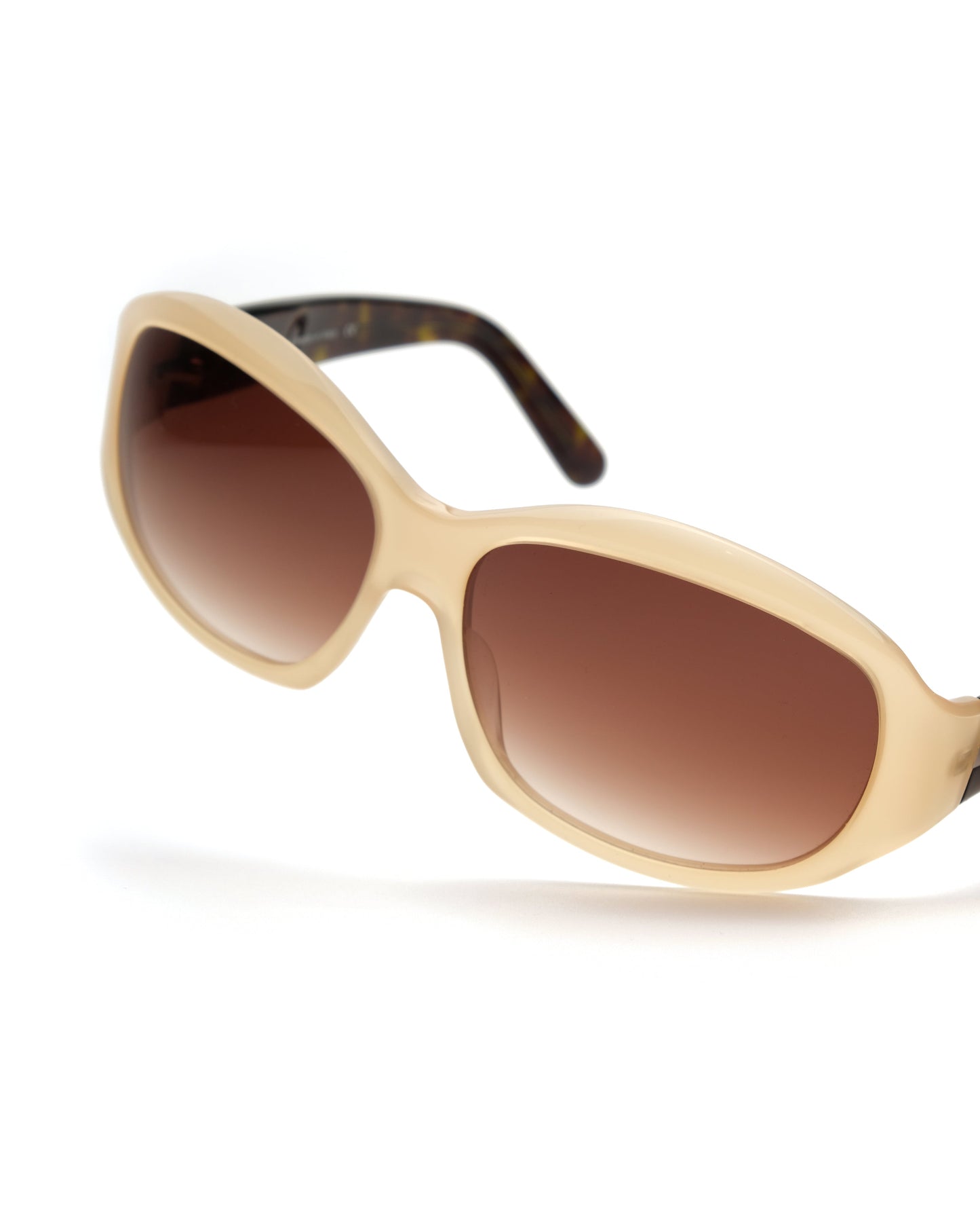 https://cdn.shopify.com/s/files/1/0818/5459/5398/files/Prada6_d7e141ff-975a-400c-87a5-d6cc7ee8c938.jpg?v=1774973170