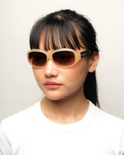 https://cdn.shopify.com/s/files/1/0818/5459/5398/files/Prada8_d3703f82-f565-4646-8c80-270105833622.jpg?v=1774973170