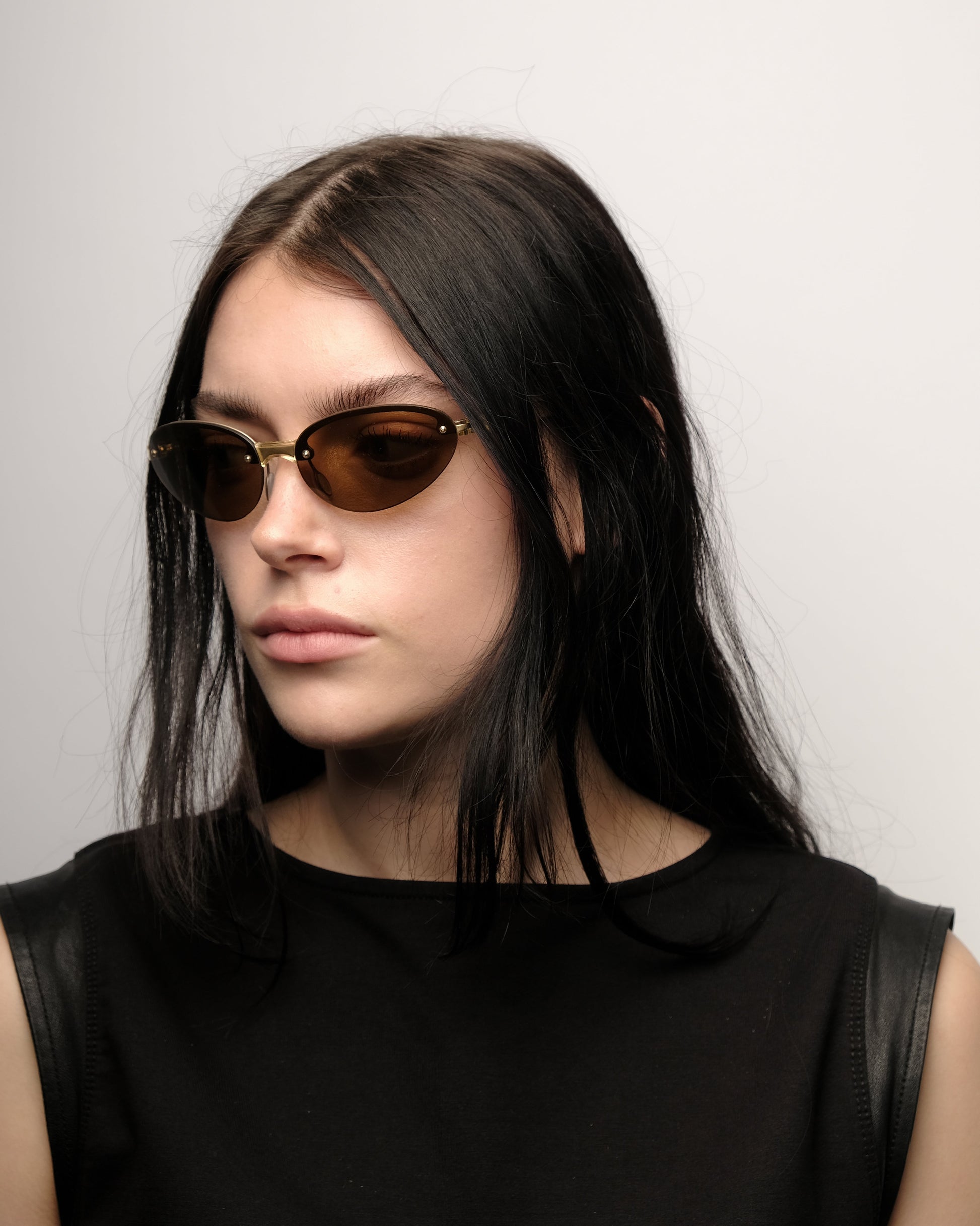 https://cdn.shopify.com/s/files/1/0818/5459/5398/files/Prada9_8b636c45-44a6-4718-be97-942c87e0572d.jpg?v=1784210730
