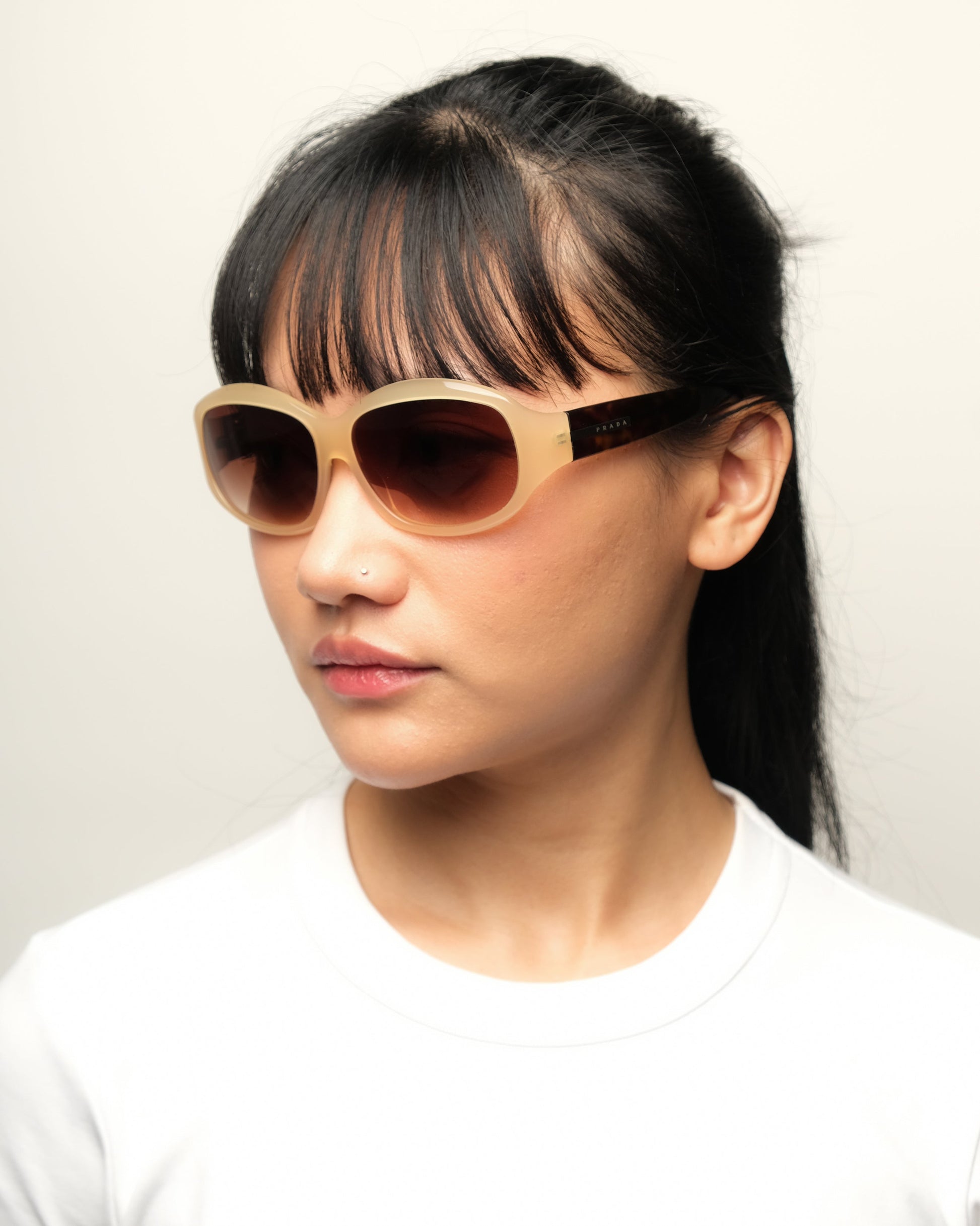 https://cdn.shopify.com/s/files/1/0818/5459/5398/files/Prada9_c86cd483-4618-4402-a682-b7c3d915bb06.jpg?v=1774973170