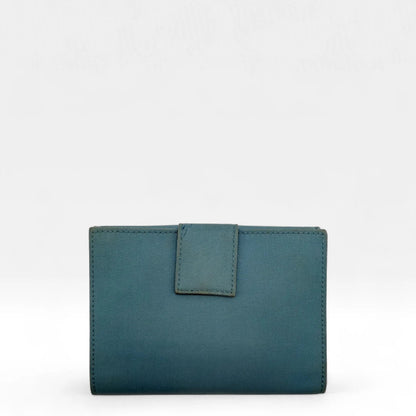 https://cdn.shopify.com/s/files/1/0564/9376/8855/files/Prada_Geldbeutel_aus_Nylon_hellblau_vintage_designer_wallet4062.webp?v=1753789033