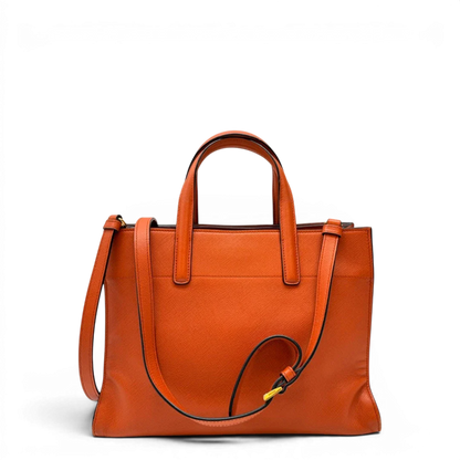 https://cdn.shopify.com/s/files/1/0564/9376/8855/files/Prada_Handtasche_Triple_Pocket_aus_Leder_papaya_orange_2.webp?v=1783516495
